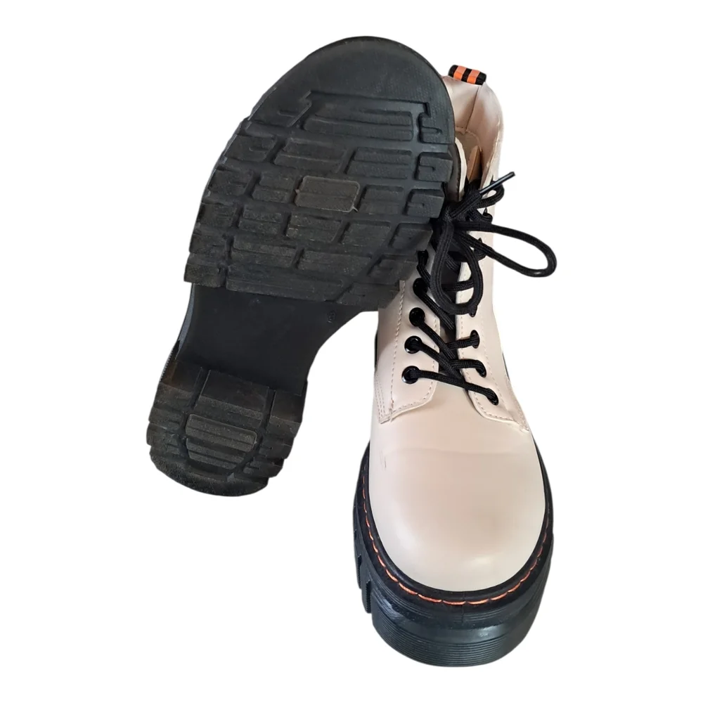 Liliana Cream and Black Lace-Up Boots - Picture 4 of 7